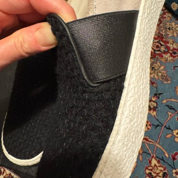 Authentic Chanel Tweed Flats with Satin Detail | Size 39.5 - Picture 9 of 11